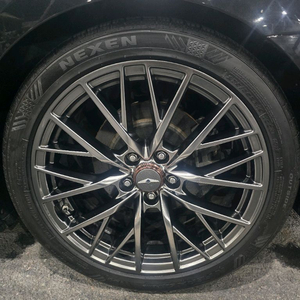 g80스포츠휠타이어 팝니다