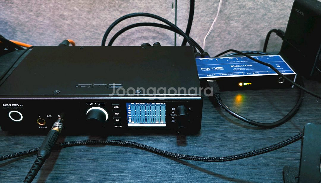 adi-2 pro fs--0