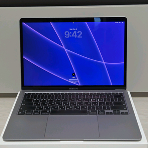 맥북에어 M1 16GB / 256GB +13인치 파우치