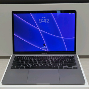 맥북에어 M1 16GB / 256GB +13인치 파우치