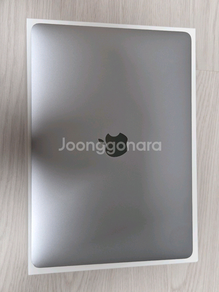 맥북에어 M1 16GB / 256GB +13인치 파우치--1