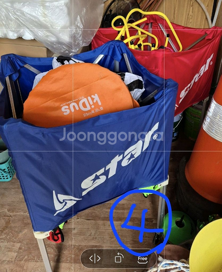 축구용품(팀조끼,축구공,볼 이동식 보관함,훈련용품 등--3