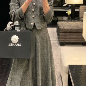 바이씨니 헤링본 셋업 자켓프리 스커트라지