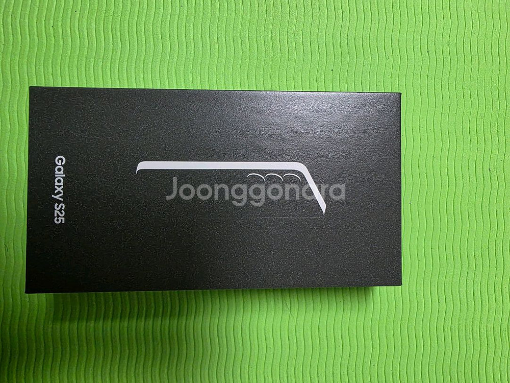 갤럭시s25 512기가 블루블랙판매합니다.--0