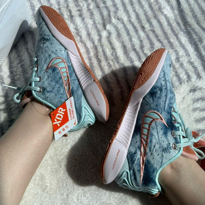 (정품) 나이키 르브론 아라고나이트 US5 235mm