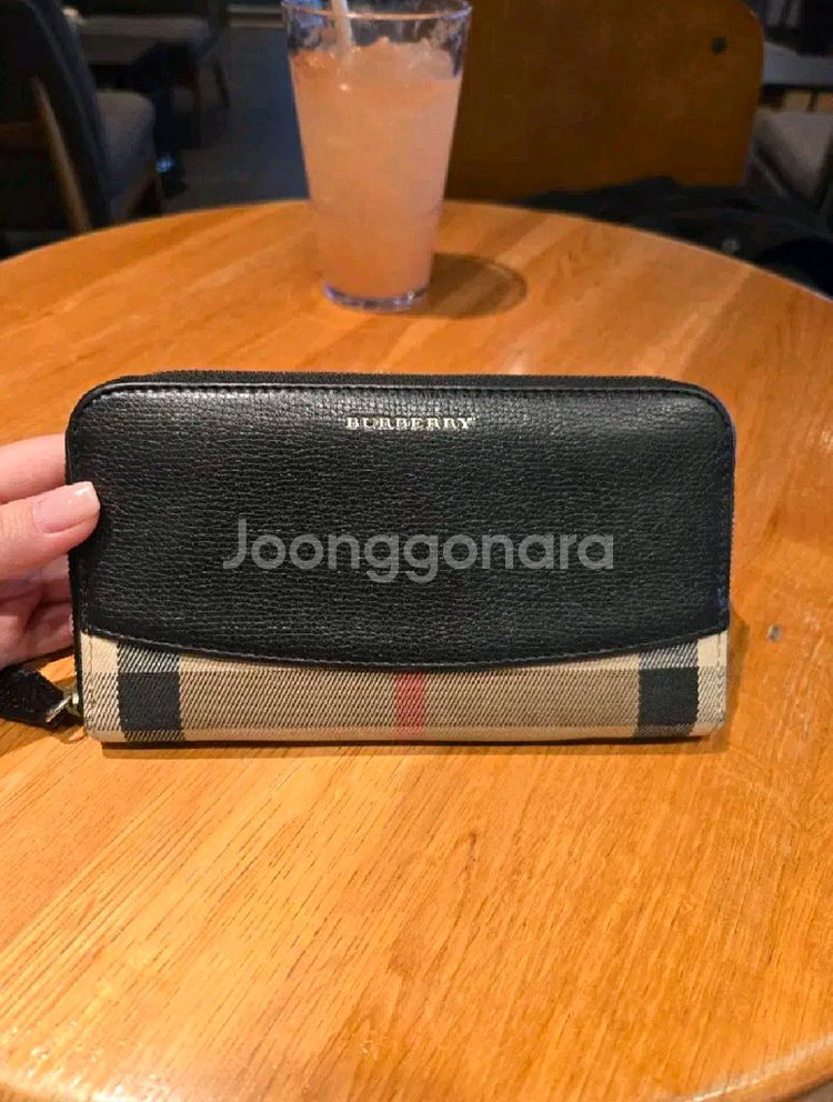 [정품] 버버리 엘모어 하우스 체크 장지갑--0