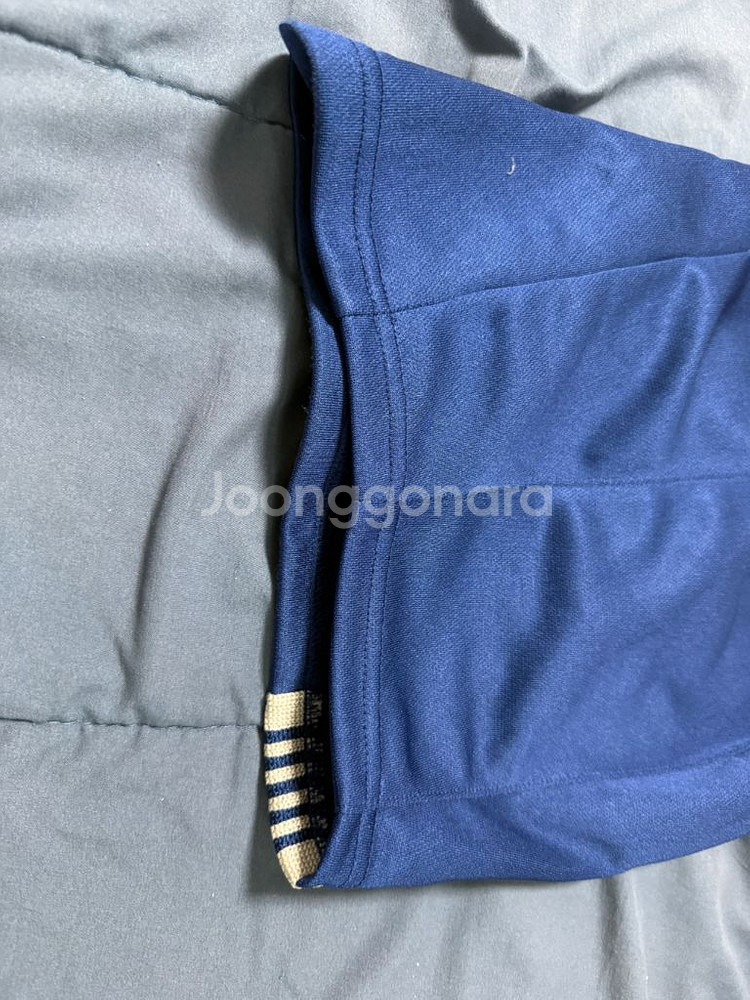 니들스 hd 트랙팬츠 로얄블루 xs 새상품급 팝니다.--3