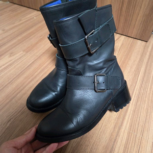 슈콤마보니 미들 부츠 380 (240-245)