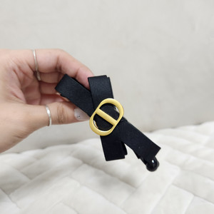 [상태A++] 디올 cd 머리장식 머리 집게핀 블랙골드