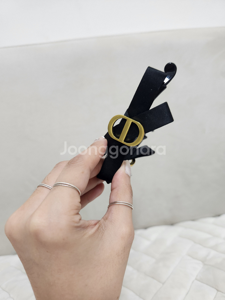 [상태A++] 디올 cd 머리장식 머리 집게핀 블랙골드--3