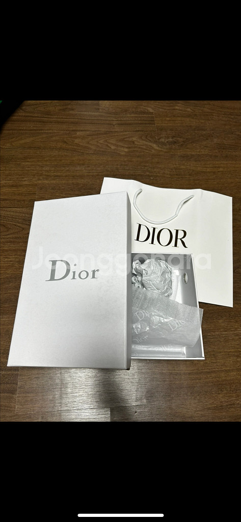 디올 DIOR 신발 박스 및 쇼핑백 판매합니다.--0