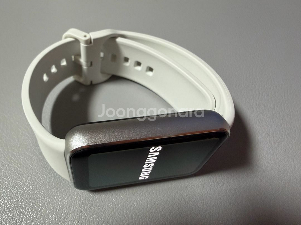 삼성 갤럭시핏3 화이트 SS급 + 악세사리--3