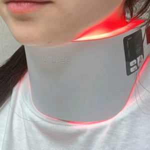 새상품 뷰앤디 넥네라 목주름 케어