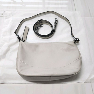 가죽 숄더백 (새상품)