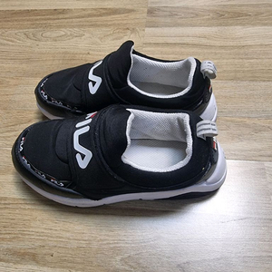 휠라키즈 슬립온 운동화