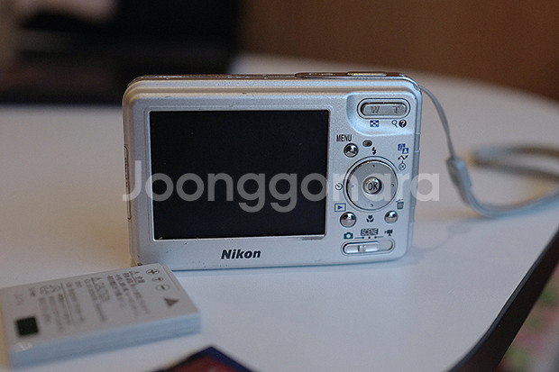 니콘 쿨픽스(COOLPIX) S1 팝니다--2