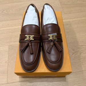 토즈 Tods 태슬 로퍼 브라운 36
