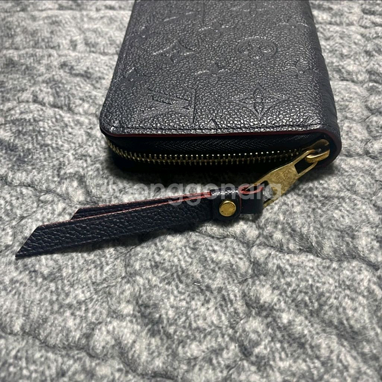 루이비통 앙프렝뜨 장지갑--1