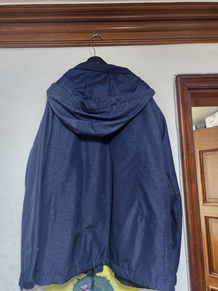 콜럼비아 스포츠웨어 바람막이 XL 105 사이즈 팝니다--1