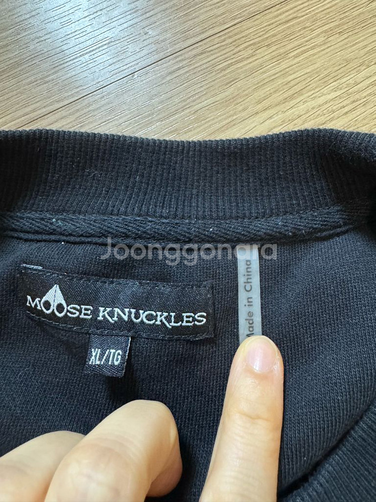 무스너클 X마크 맨투맨--4