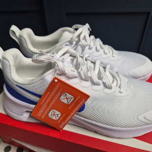 나이키 에어맥스 누악시스 265mm 새상품