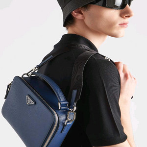 프라다 사피아노 브리크 가죽 크로스 백 블루 정품