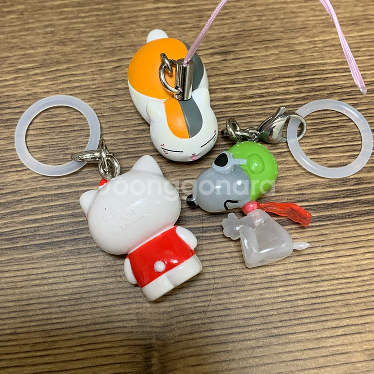 일괄판매) 헬로키티 냥코센세 스누피 메지루시 가챠--1