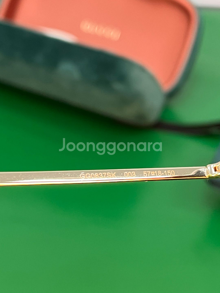 [정품]구찌 선글라스 새상품급(GG0837SK 003)--2