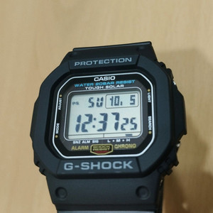카시오 지샥 손목시계 / G-5600UE(3496)