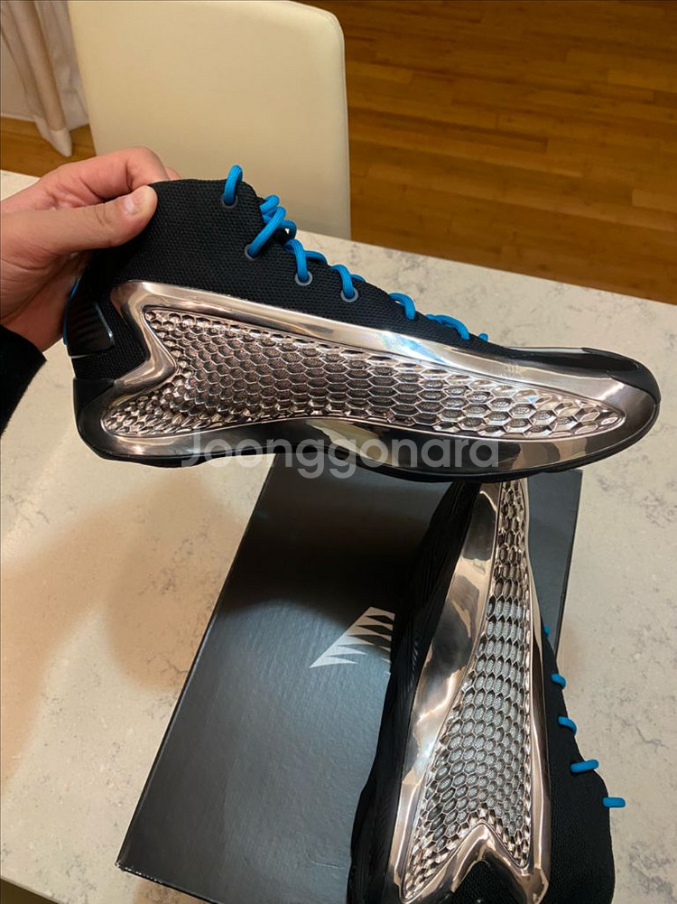 아디다스 AE1 285 농구화--6