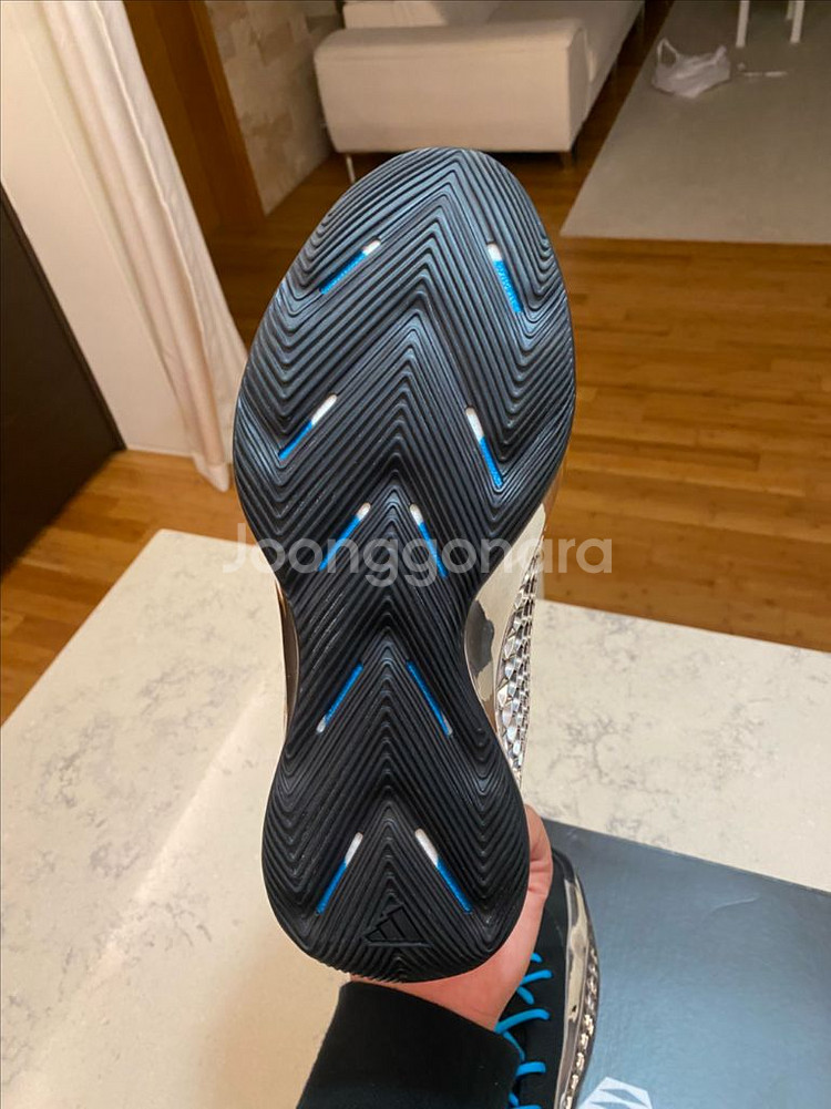 아디다스 AE1 285 농구화--9