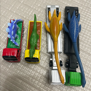 토미카 공룡운반차셋트 택포