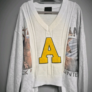 지에르 jierr니트배색 맨투맨 브이넥