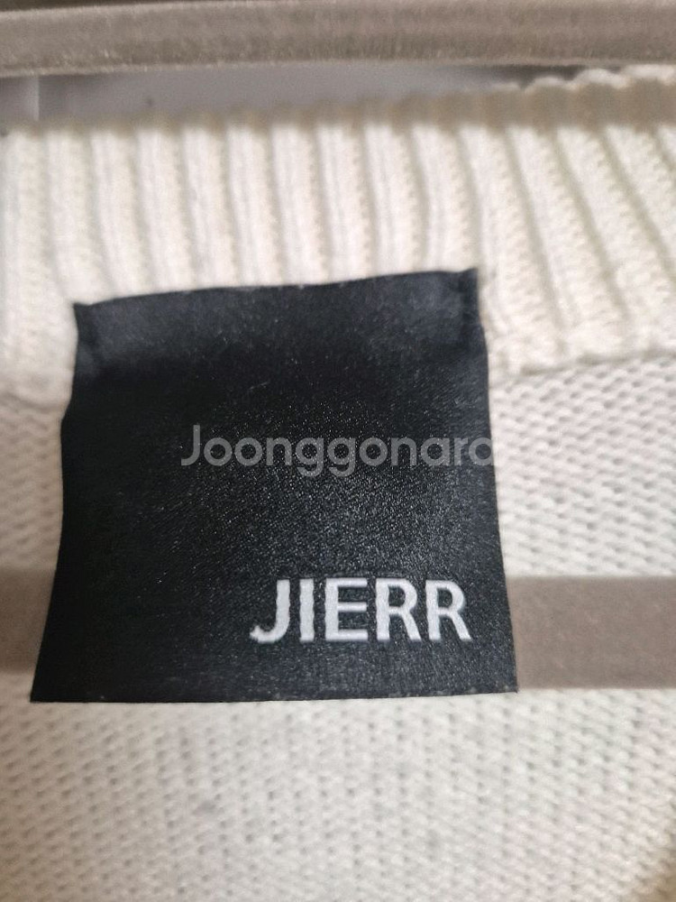 지에르 jierr니트배색 맨투맨 브이넥--9