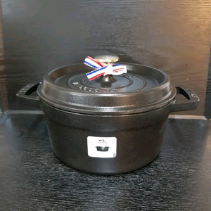 미개봉) 정품 스타우브 꼬꼬떼 20cm (블랙)