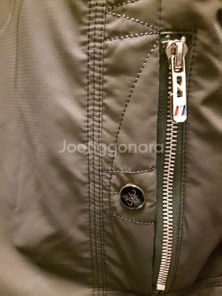 Vogue 블루종 자켓 새제품 100 . 텍 달린 새상--4