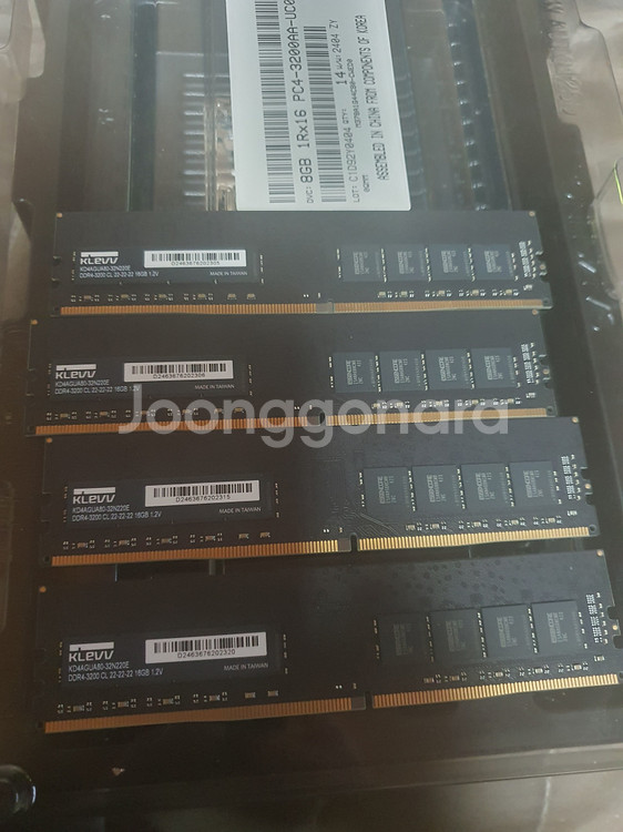 에센코어 KLEVV DDR4 3200 16g--0