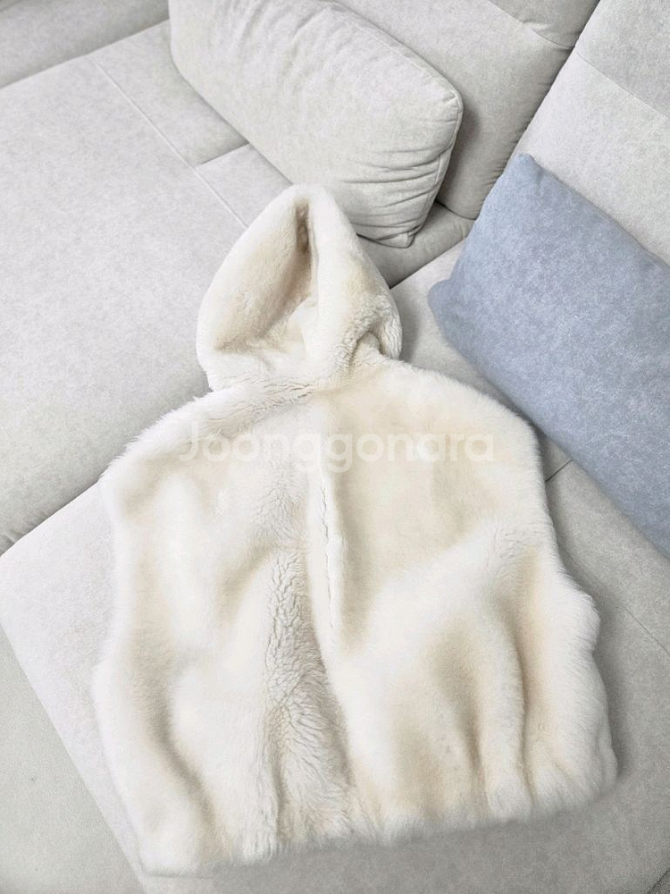 더캐시미어 램스 퍼 후드 베스트--6