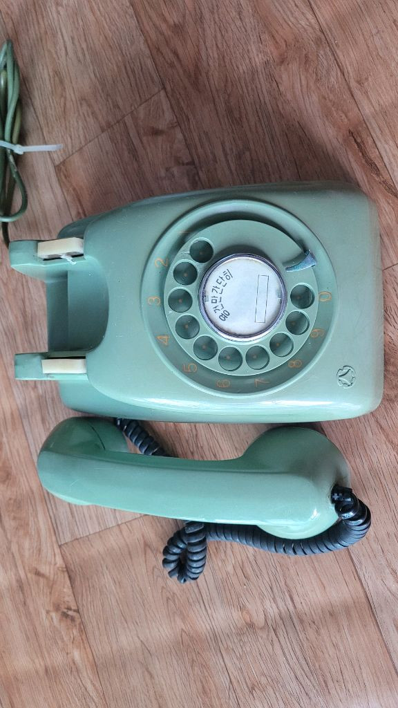 녹두색다이알전화기--2