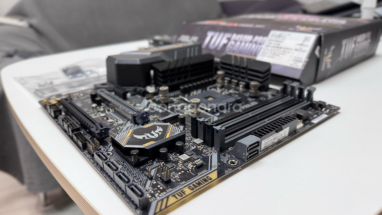 ASUS TUF b450m-pro GAMING--3