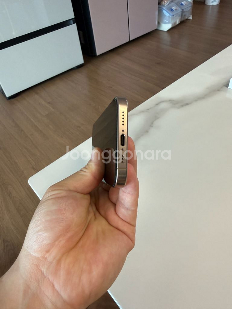 (군산)아이폰16프로256 데저트 배터리100--3