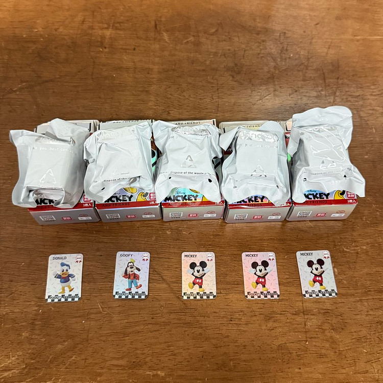 디즈니 미키마우스 구피 도날드 쌀알 피규어 5개--0