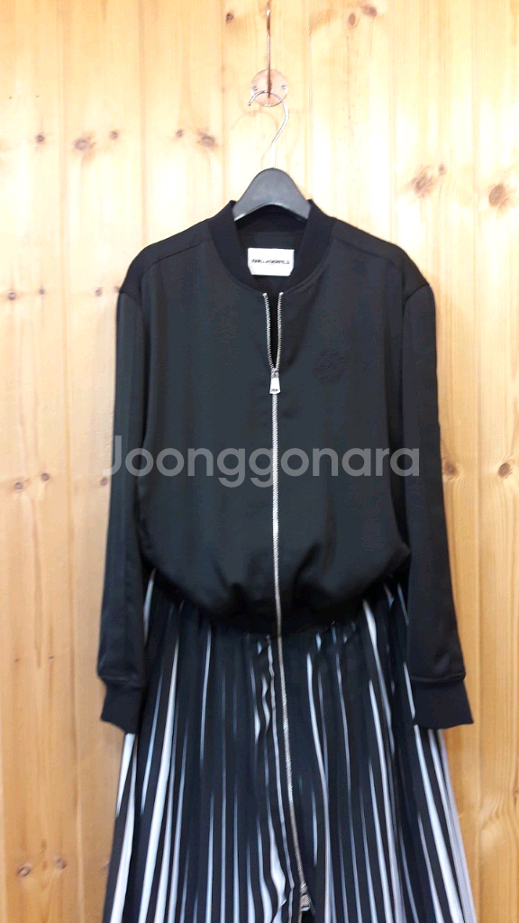 *칼라거펠트 생기욤 시그니처 원피스 *--6