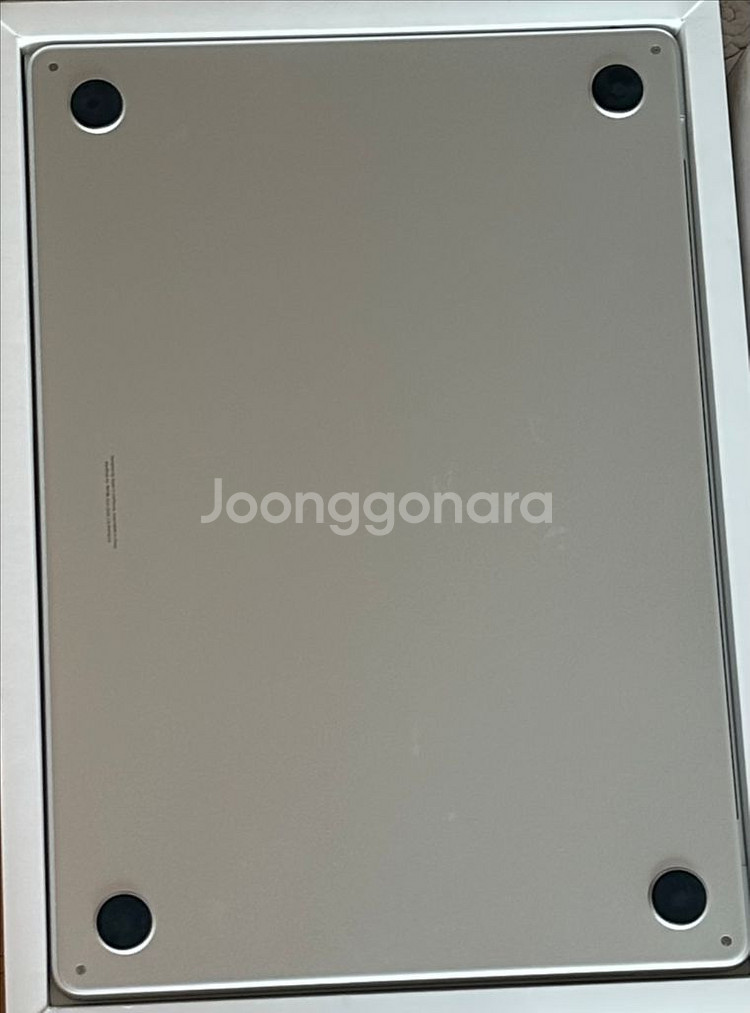 m4 맥북 에어 15인치 램16 512 실버색상--1