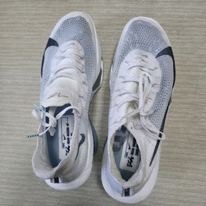 알파플라이 3 285