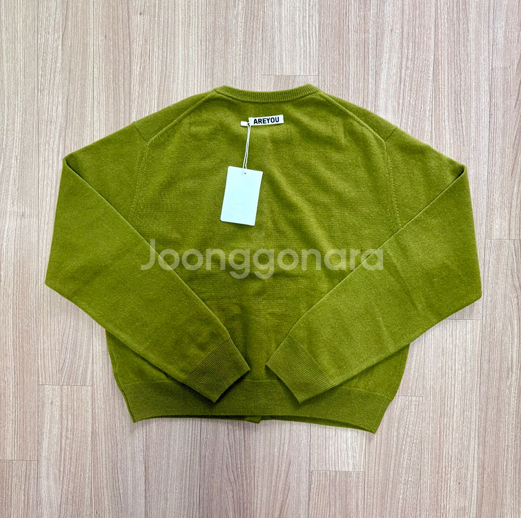 아유서울 포켓라운드울가디건(올리브그린)--5
