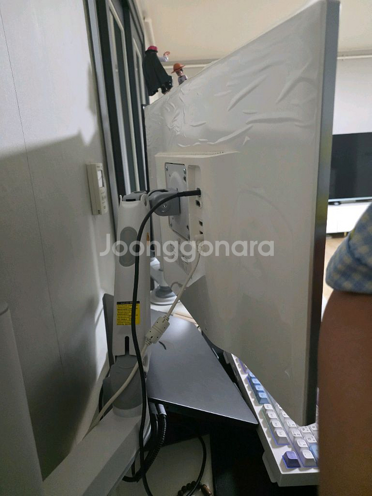 LG 27UD88 27인치 4K UHD IPS 모니터--1
