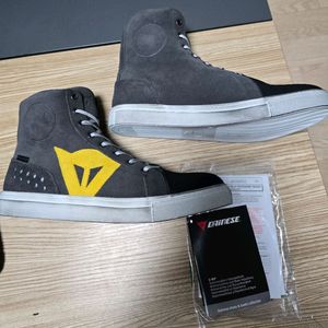 다이네즈 스니커즈 43사이즈