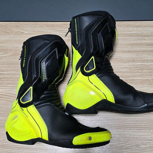 다이네즈 넥서스2 형광 41사이즈