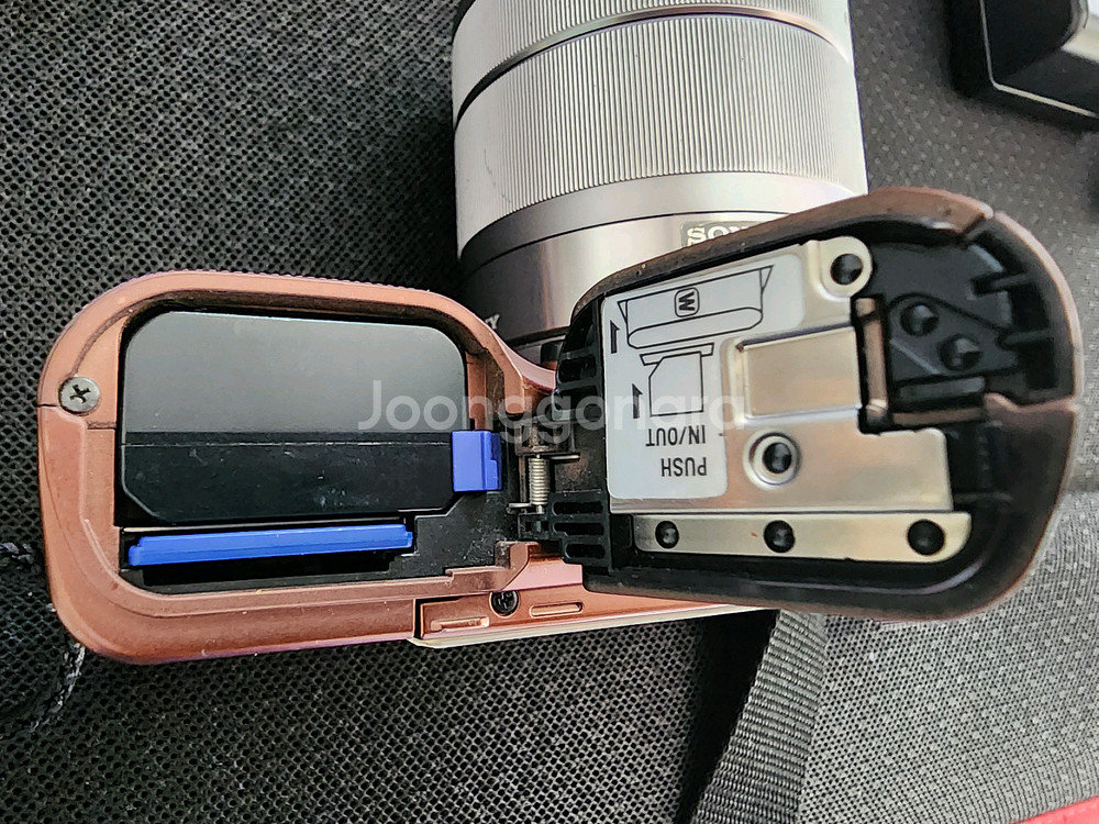소니 알파 NEX-3 미러리스 카메라 판매합니다.--5